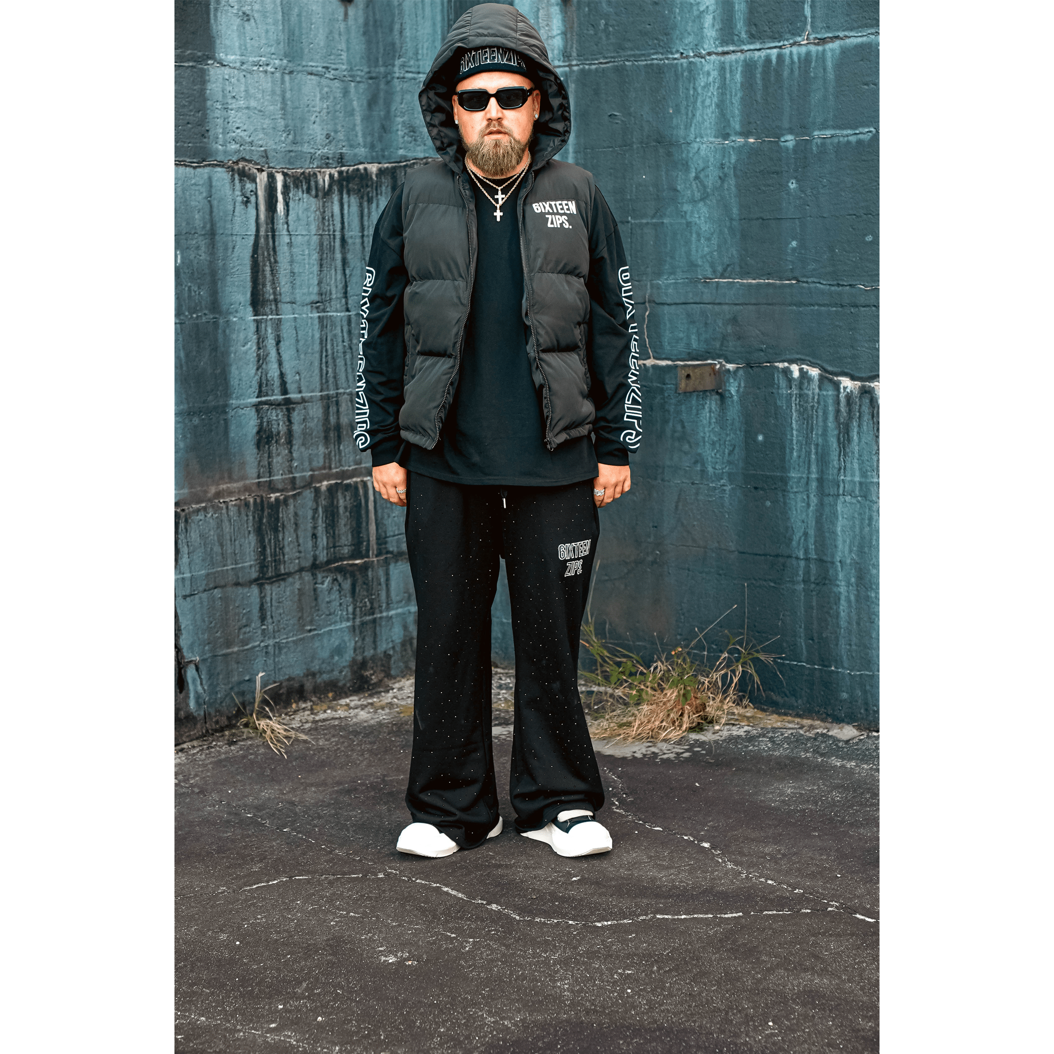 Black "Outline" Logo RhineStone Sweatpants - 6IXTEEN Zips