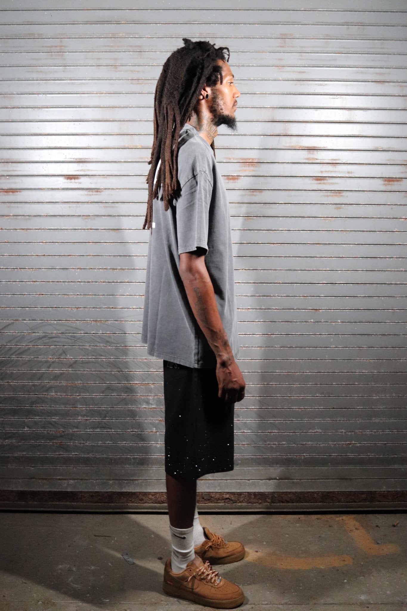"The Universal Language" Charcoal Acid Washed Boxy T-shirt - 6IXTEEN Zips