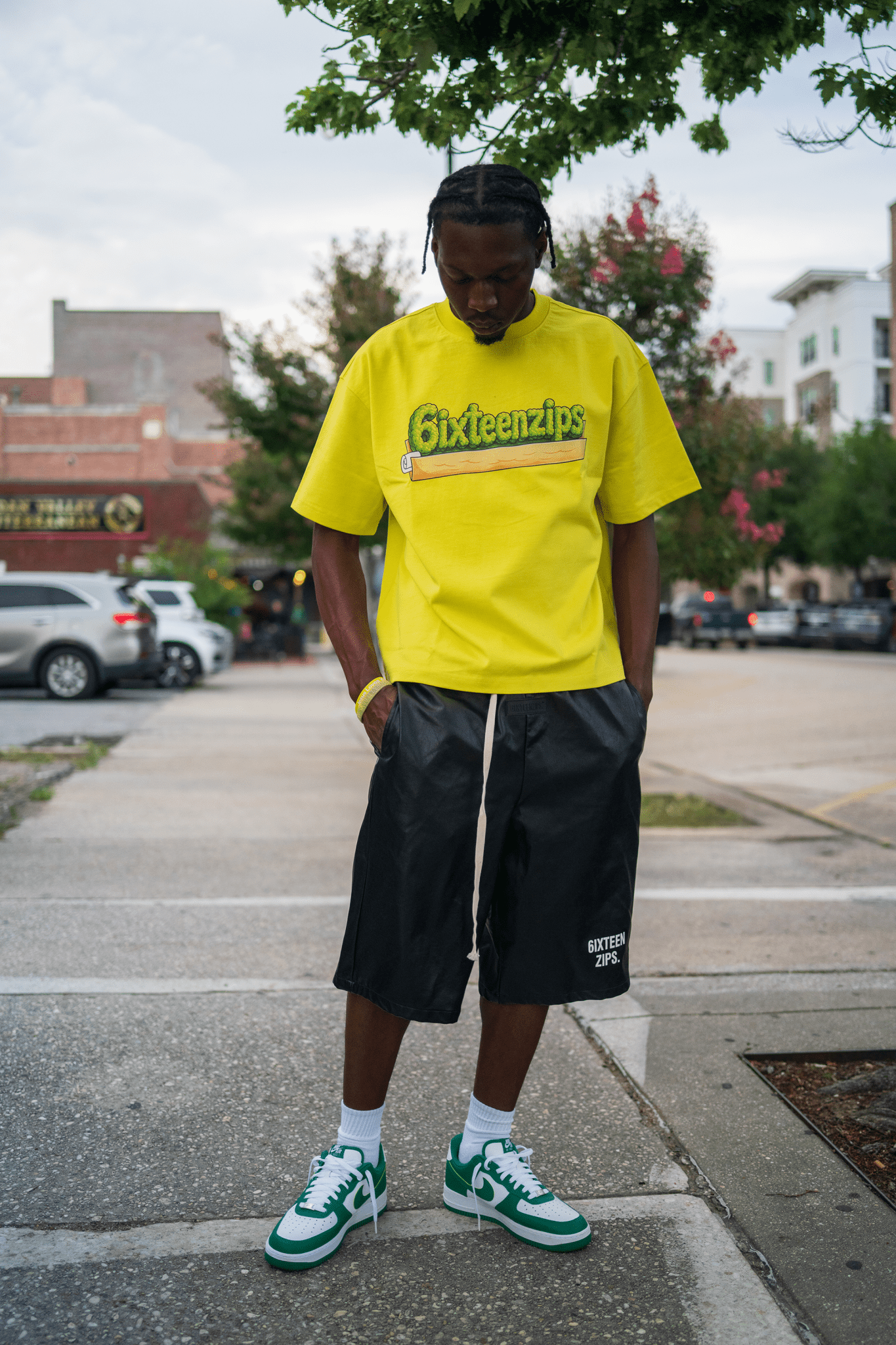 Yellow “Paper Plane” Heavyweight Boxy Tee - 6IXTEEN Zips